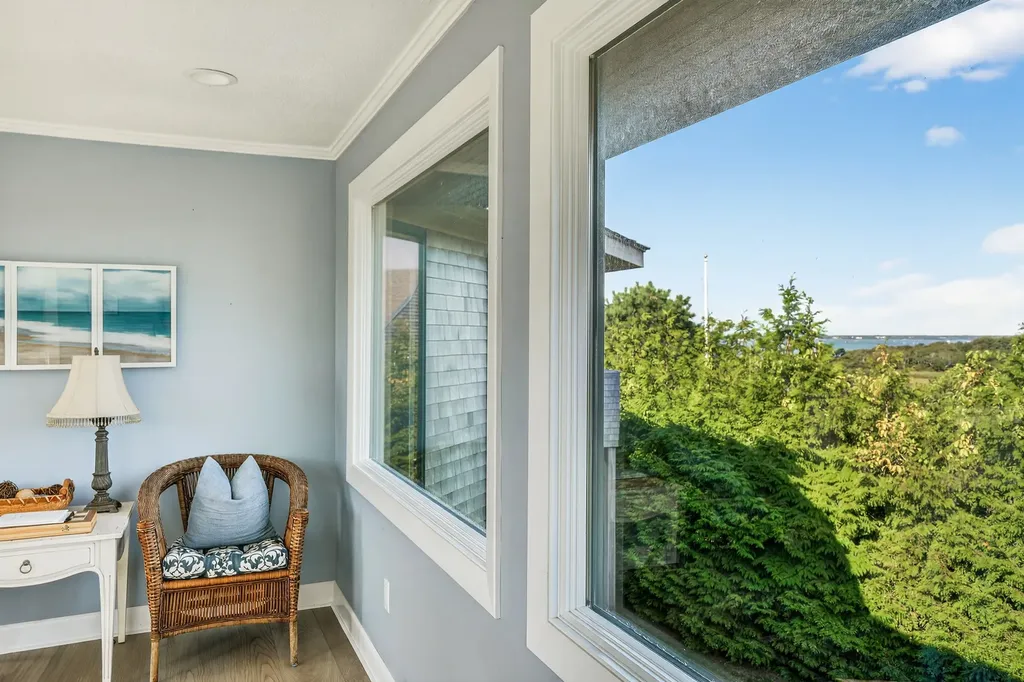 76 Washque Avenue Edgartown MA 02539