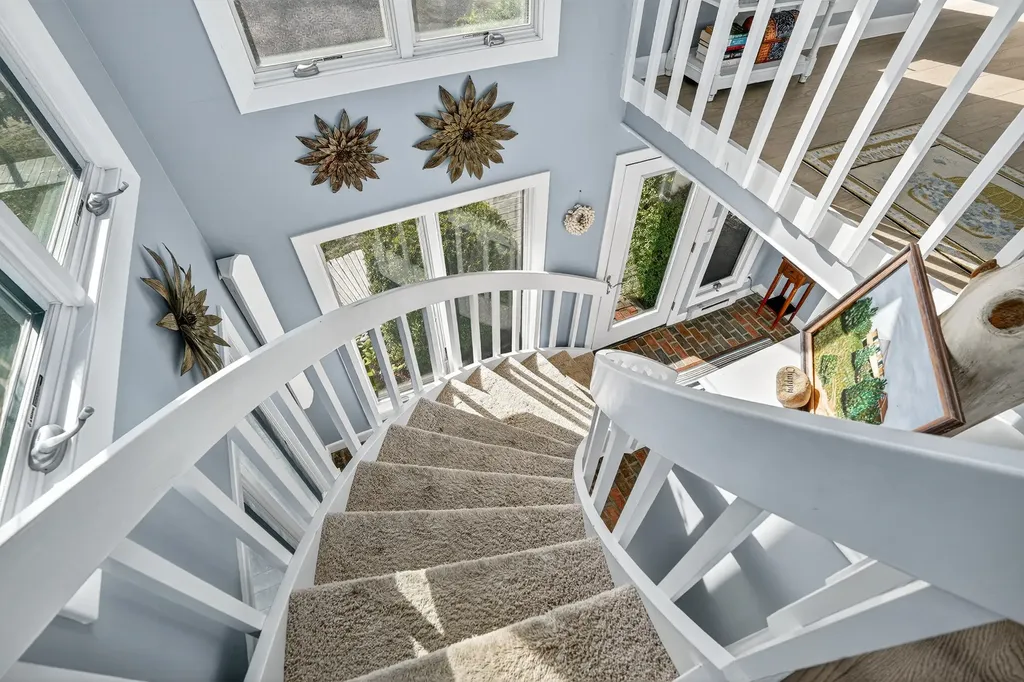 76 Washque Avenue Edgartown MA 02539