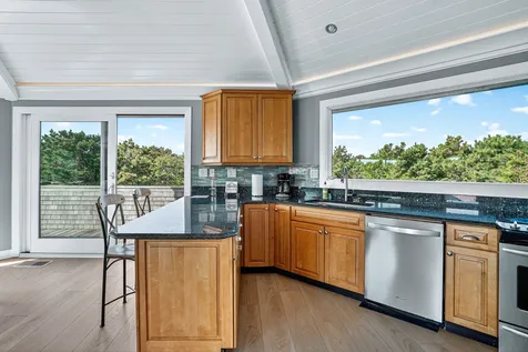 76 Washque Avenue Edgartown MA 02539
