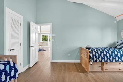 76 Washque Avenue Edgartown MA 02539