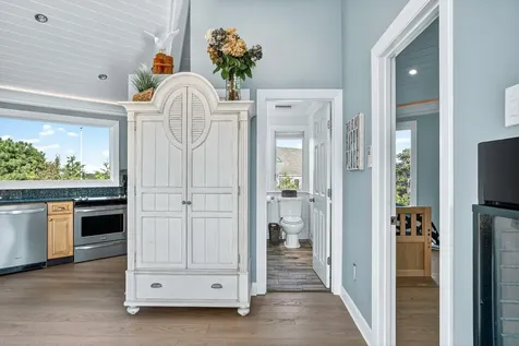 76 Washque Avenue Edgartown MA 02539