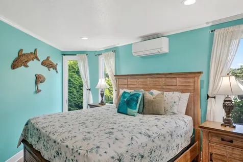 76 Washque Avenue Edgartown MA 02539