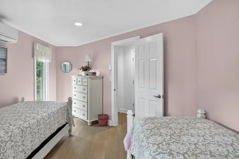 76 Washque Avenue Edgartown MA 02539