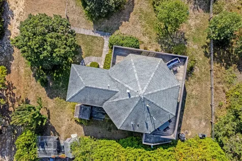 76 Washque Avenue Edgartown MA 02539