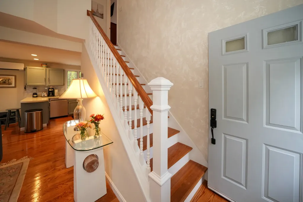 66 Barnes Road Oak Bluffs MA 02557