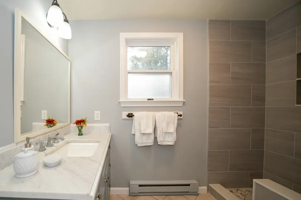 66 Barnes Road Oak Bluffs MA 02557