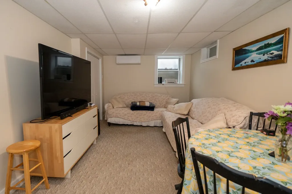 66 Barnes Road Oak Bluffs MA 02557