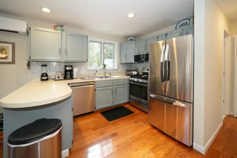 66 Barnes Road Oak Bluffs MA 02557