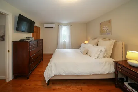 66 Barnes Road Oak Bluffs MA 02557