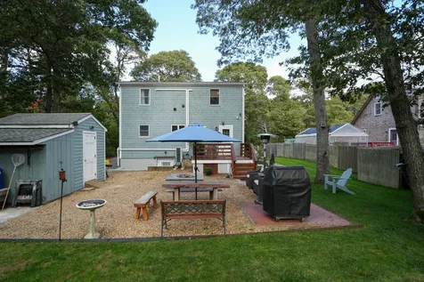 66 Barnes Road Oak Bluffs MA 02557