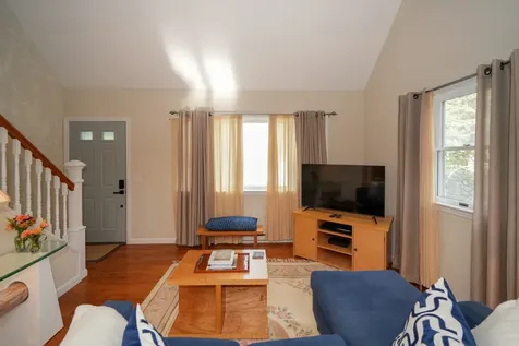 66 Barnes Road Oak Bluffs MA 02557
