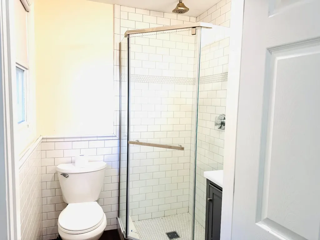 140 Midland Avenue Vineyard Haven MA 02568