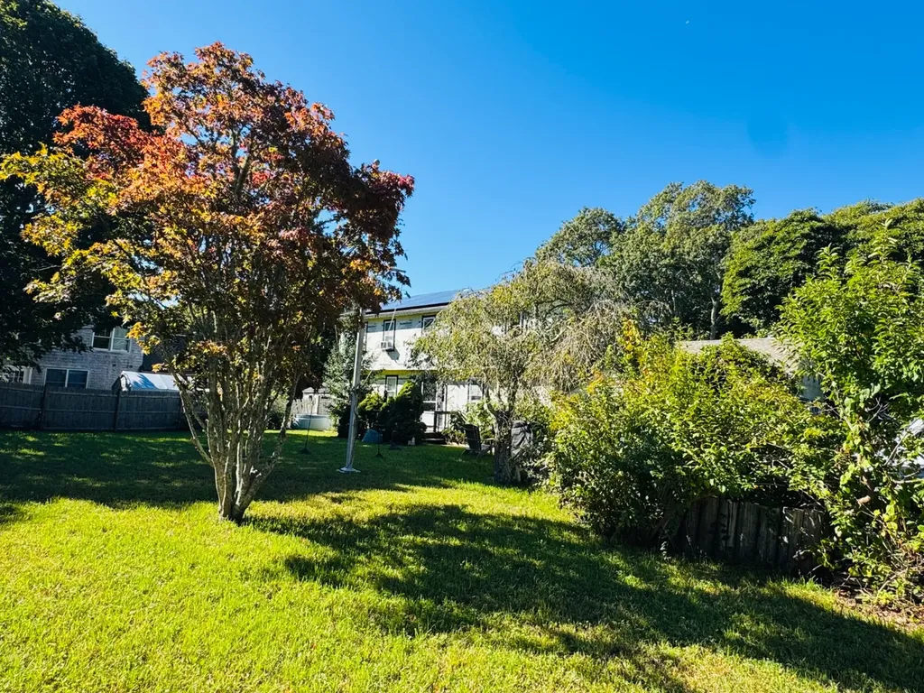 140 Midland Avenue Vineyard Haven MA 02568