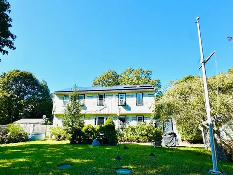 140 Midland Avenue Vineyard Haven MA 02568