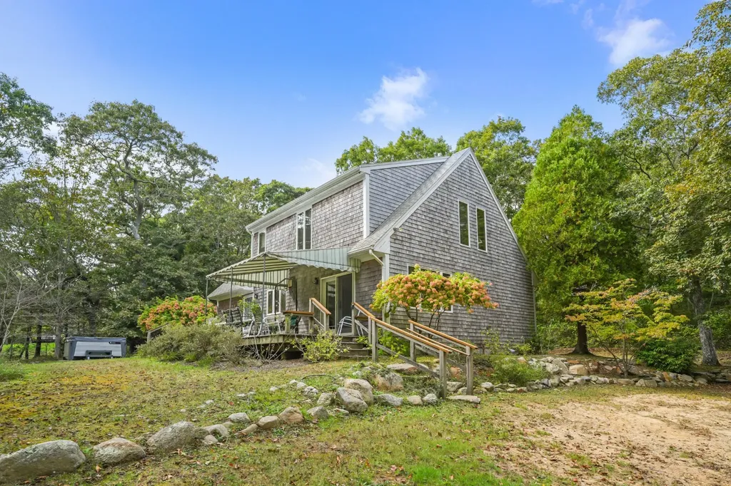 42 Hidden Village Road West Tisbury MA 02575