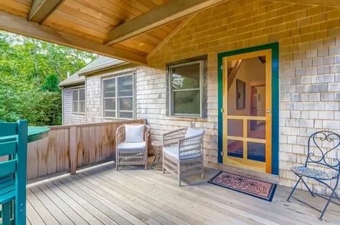 81 Leland Avenue Vineyard Haven MA 02568