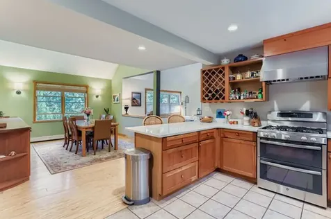 81 Leland Avenue Vineyard Haven MA 02568