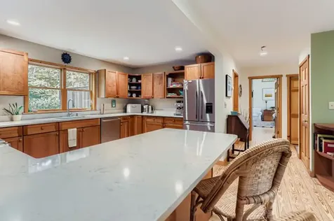 81 Leland Avenue Vineyard Haven MA 02568