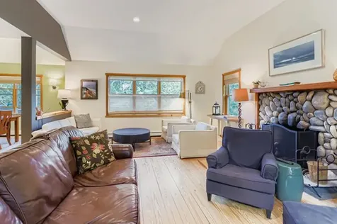 81 Leland Avenue Vineyard Haven MA 02568