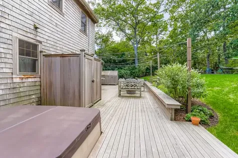 81 Leland Avenue Vineyard Haven MA 02568