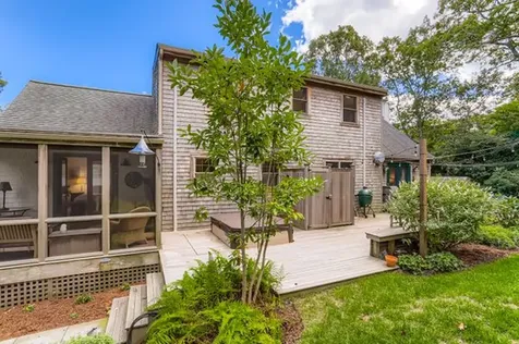 81 Leland Avenue Vineyard Haven MA 02568