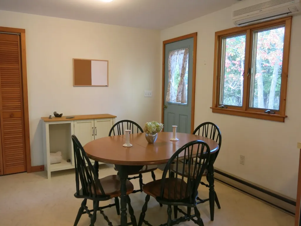 34 Pine Lane West Tisbury MA 02575