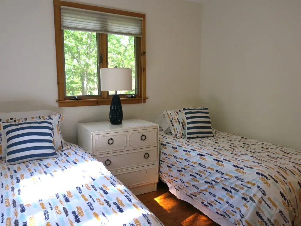 34 Pine Lane West Tisbury MA 02575