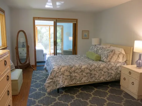 34 Pine Lane West Tisbury MA 02575