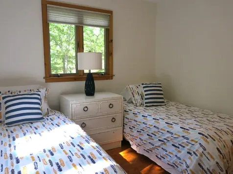 34 Pine Lane West Tisbury MA 02575