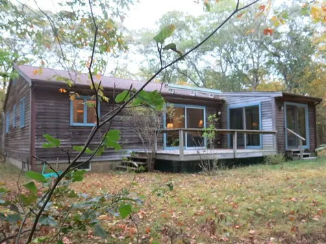 34 Pine Lane West Tisbury MA 02575