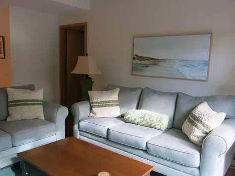 34 Pine Lane West Tisbury MA 02575