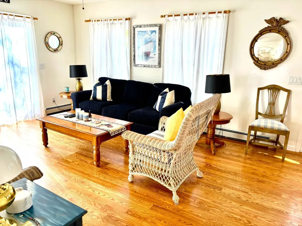 1 Jessie Leigh Mitchell Way Oak Bluffs MA 02557