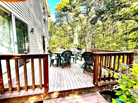 1 Jessie Leigh Mitchell Way Oak Bluffs MA 02557