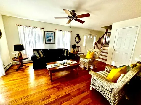 1 Jessie Leigh Mitchell Way Oak Bluffs MA 02557