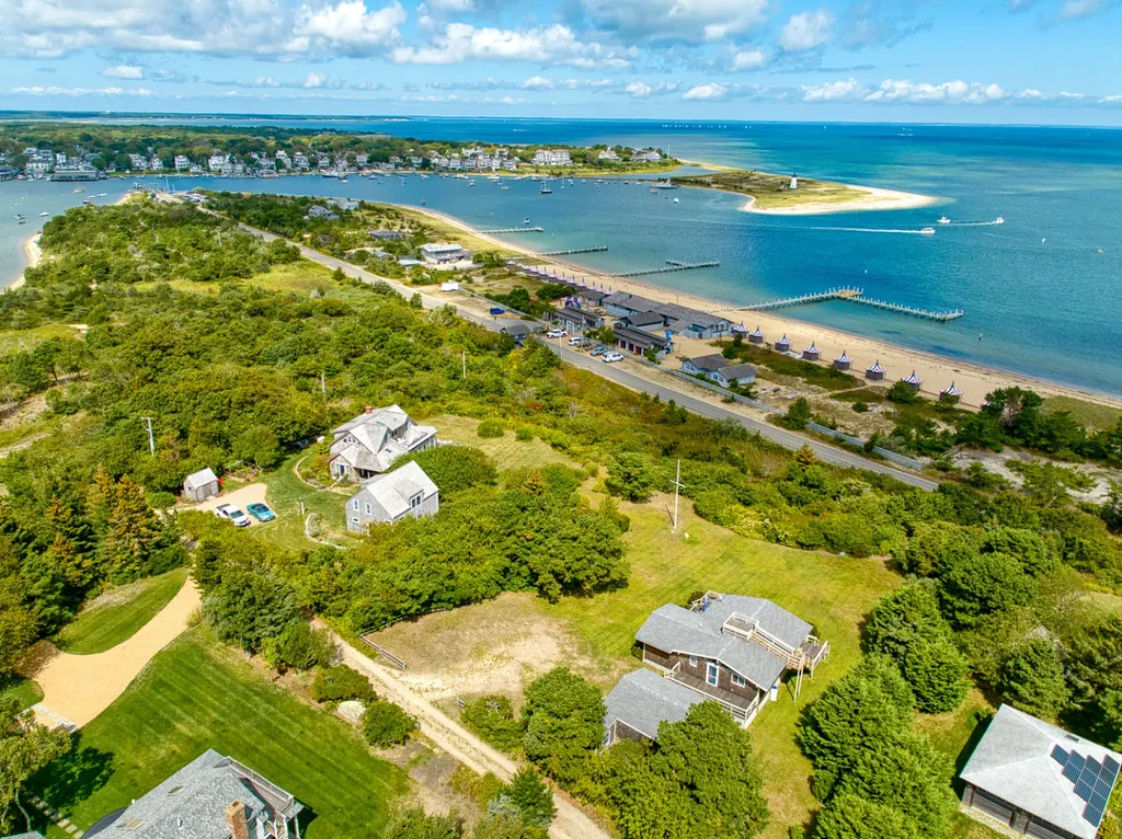 23 Manaca Hill Road Edgartown MA 02539