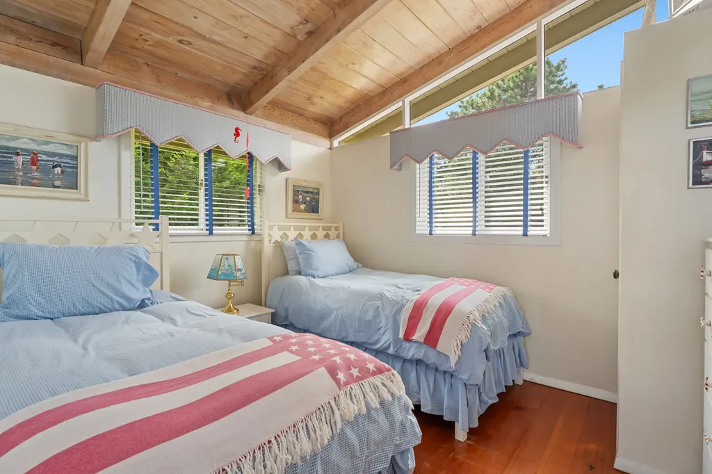 23 Manaca Hill Road Edgartown MA 02539