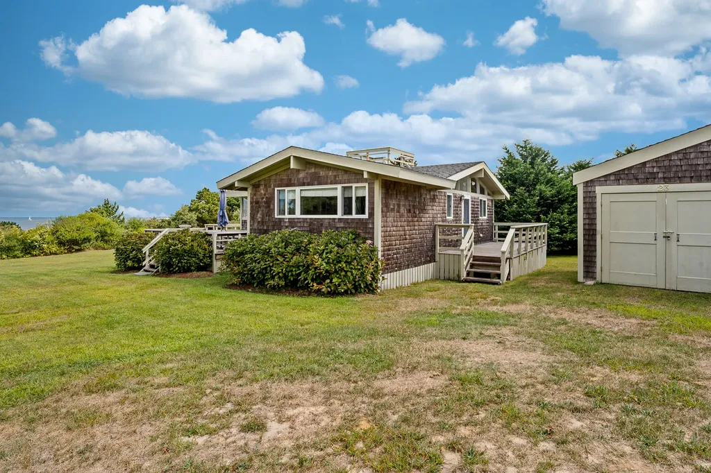 23 Manaca Hill Road Edgartown MA 02539