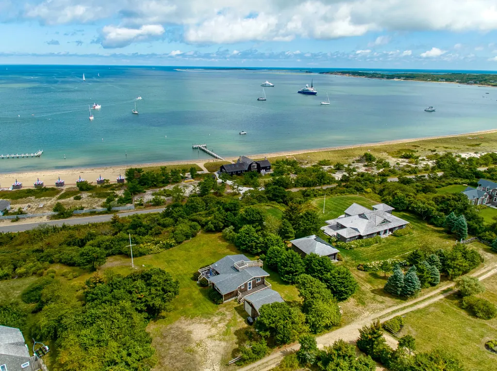 23 Manaca Hill Road Edgartown MA 02539