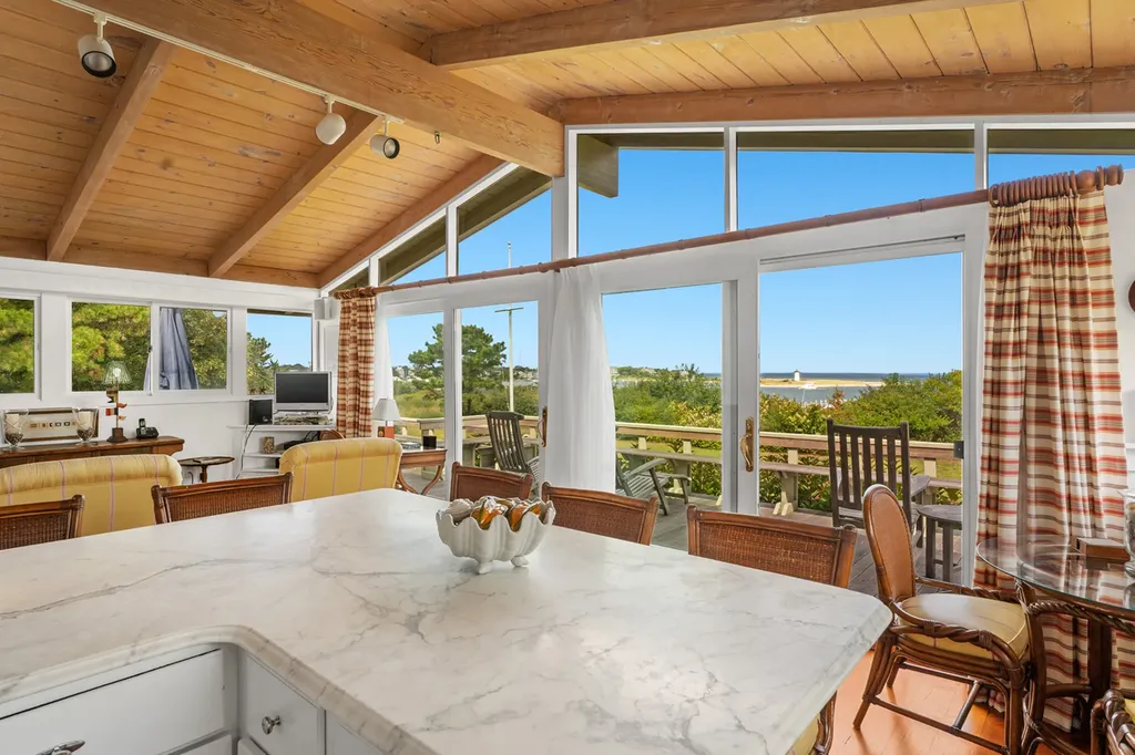 23 Manaca Hill Road Edgartown MA 02539