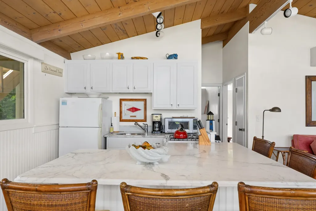 23 Manaca Hill Road Edgartown MA 02539