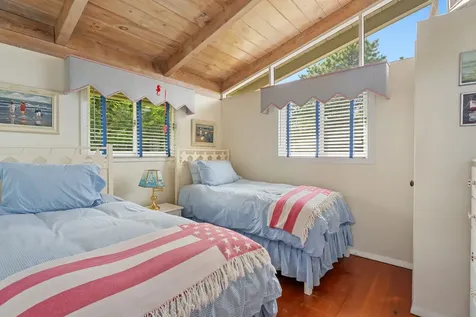 23 Manaca Hill Road Edgartown MA 02539