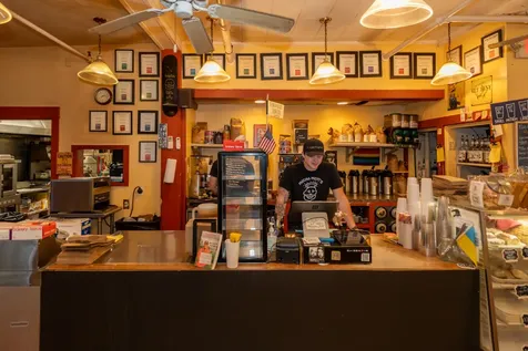 15 Main Street Vineyard Haven MA 02568