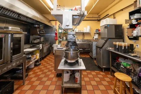 15 Main Street Vineyard Haven MA 02568