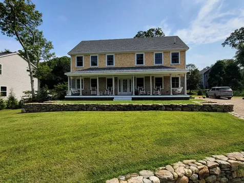 36 Ferro Way Vineyard Haven MA 02568