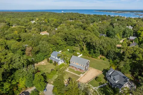 36 Ferro Way Vineyard Haven MA 02568
