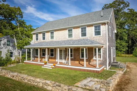 36 Ferro Way Vineyard Haven MA 02568