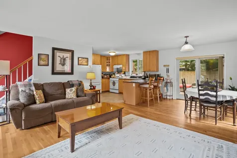 38 Rogers Way Oak Bluffs MA 02557