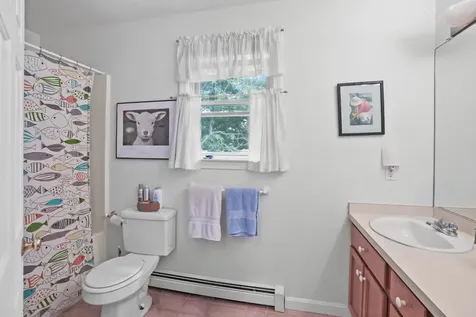 38 Rogers Way Oak Bluffs MA 02557