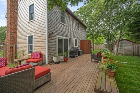 38 Rogers Way Oak Bluffs MA 02557