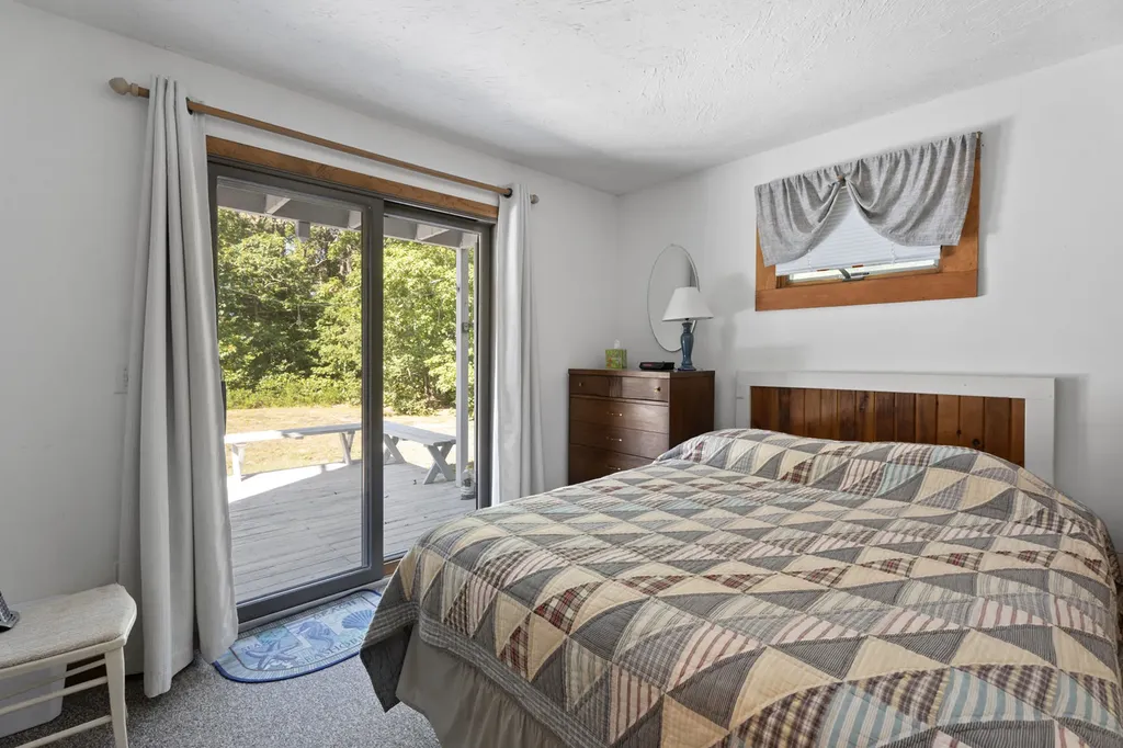 8 Court Street Edgartown MA 02539